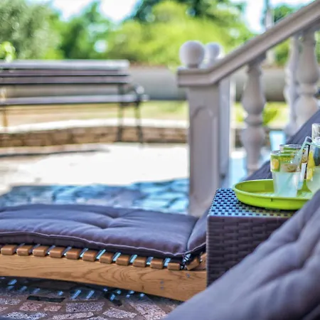 Quaint In With A Scenic View For Hikers * Valtura